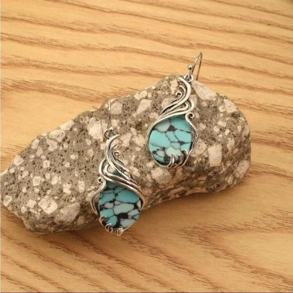 Turquoise silver tone earrings​​​​​